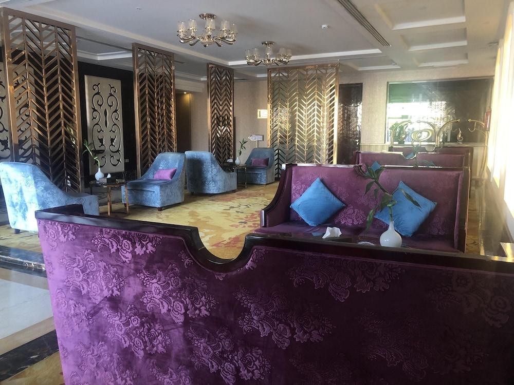 Holiday Khaleej Riyad Extérieur photo
